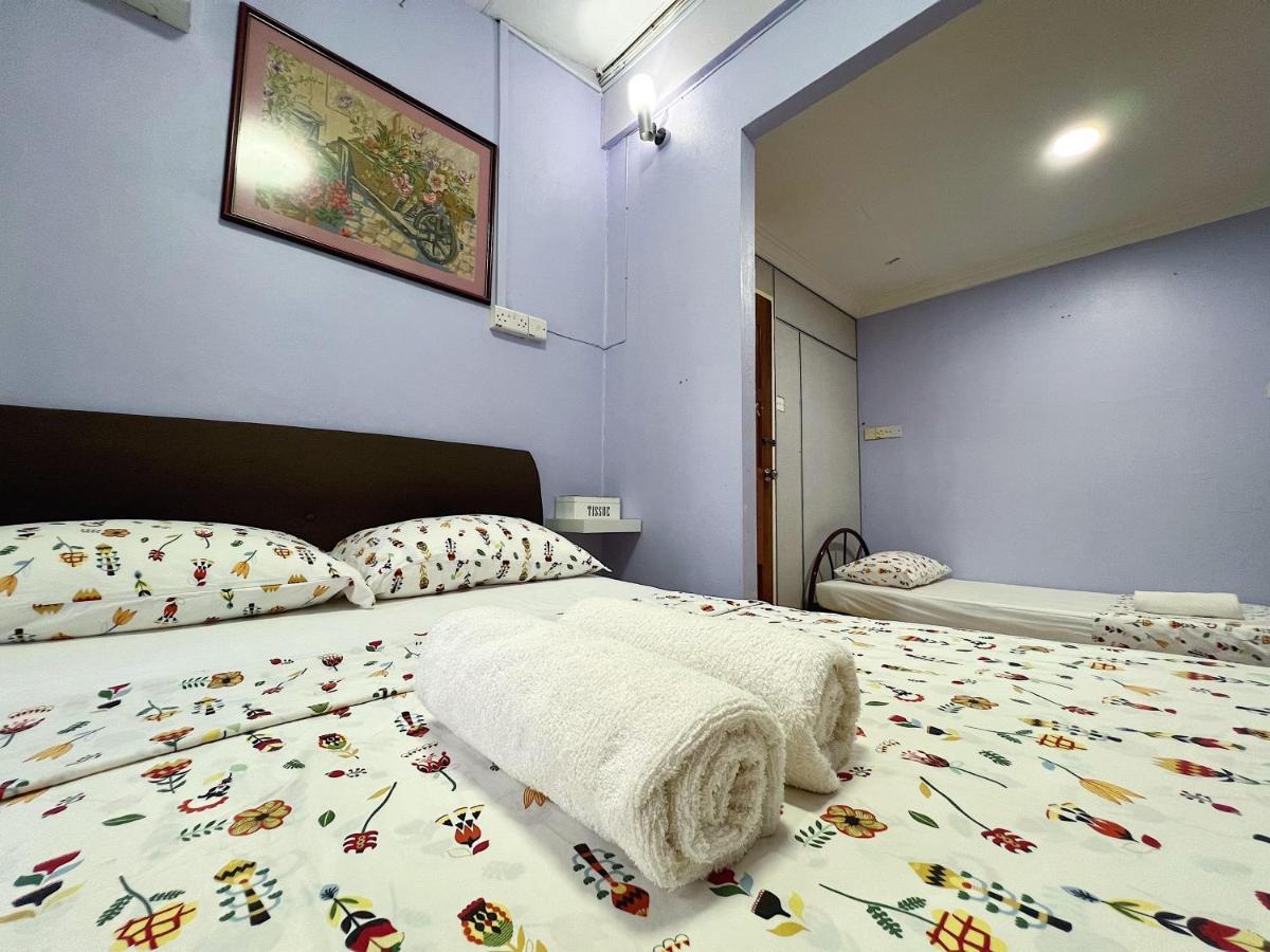 Merdeka Guest House 2 クチン エクステリア 写真