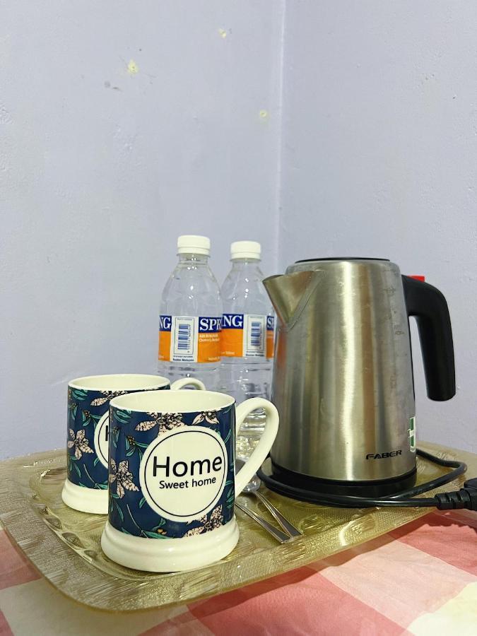 Merdeka Guest House 2 クチン エクステリア 写真